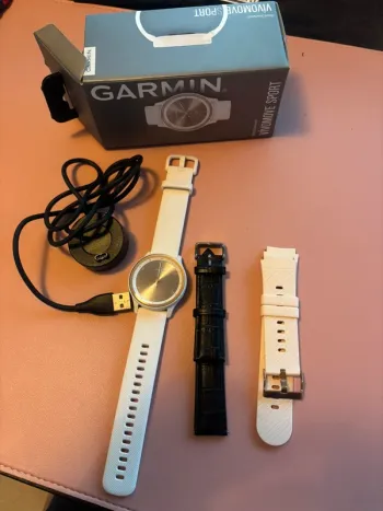 Used Garmin vívomove Sport bike