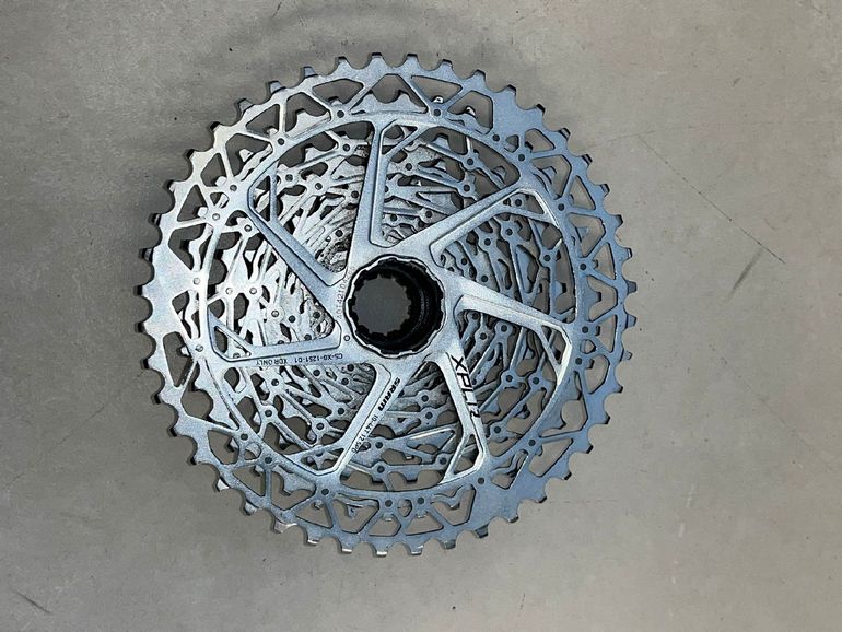 Used Sram Red AXS Groupset bike — image 4 of 6