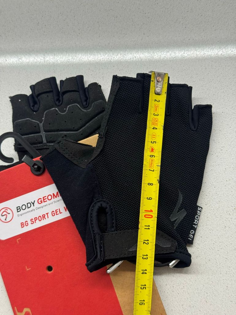 Used Specialized Women BG Sport Gel Gloves bike — image 6 of 6
