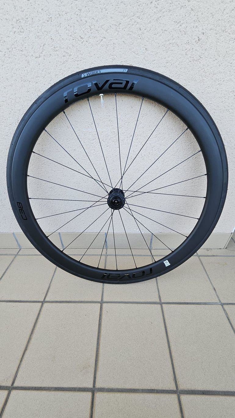 Used Roval C38 Carbone 2026 bike — image 4 of 7