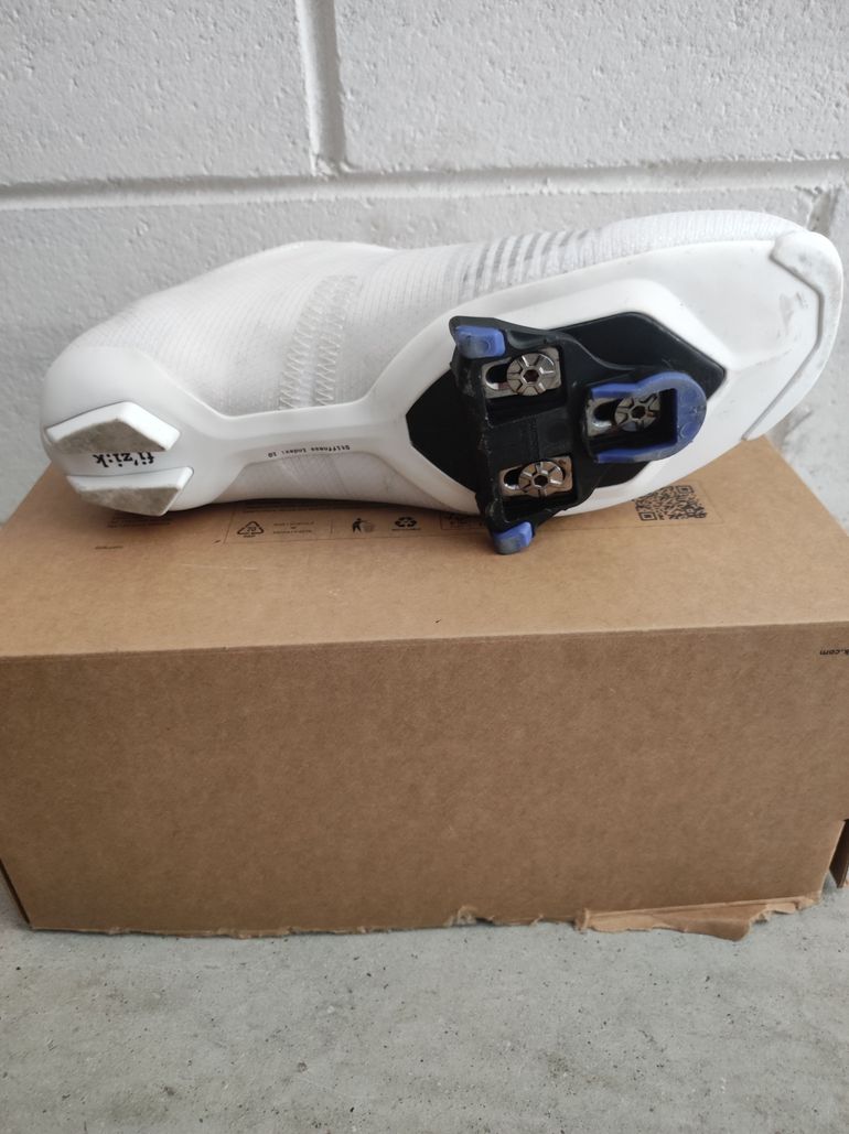 Used Fizik Vega Carbon 2026 bike — image 4 of 6