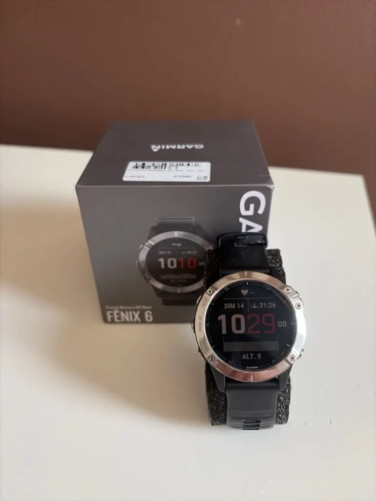 Used Garmin Fenix 6 bike — image 1 of 11
