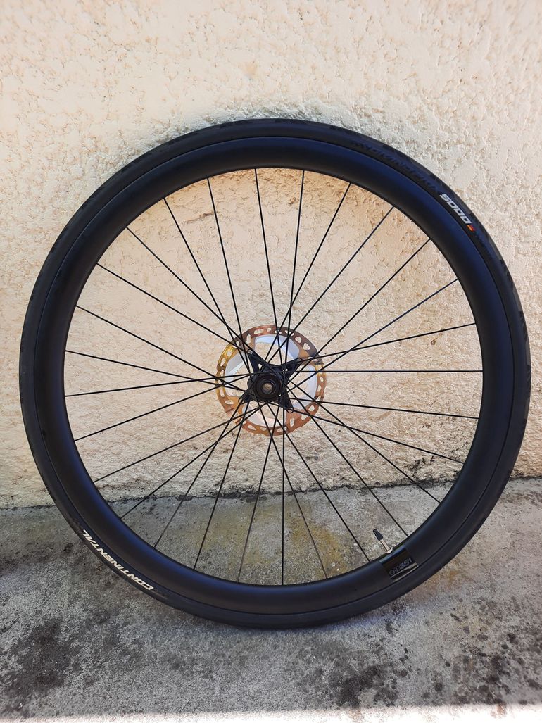 Used Bmc CRD 351 Disc Carbon Tubeless 700c Wheelset 2024 bike — image 3 of 10