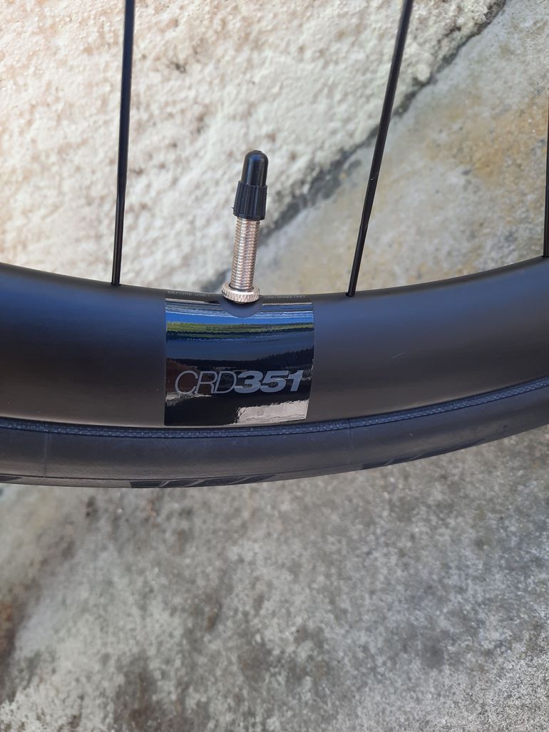 Used Bmc CRD 351 Disc Carbon Tubeless 700c Wheelset 2024 bike — image 4 of 10