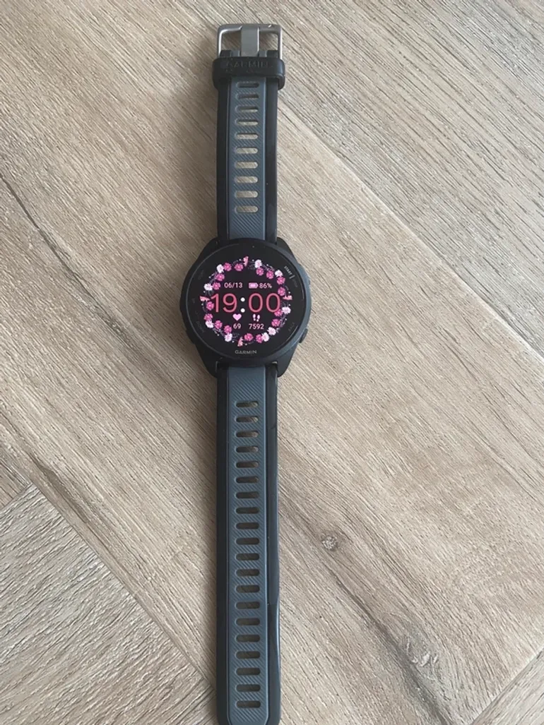 Used Garmin Forerunner 165 2025 bike — image 2 of 5