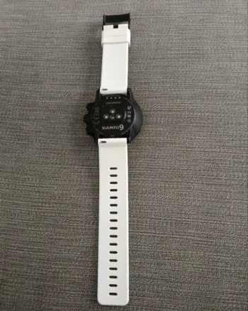 Suunto 9 G1  bike d'occasion, ,  — image 2 sur 5