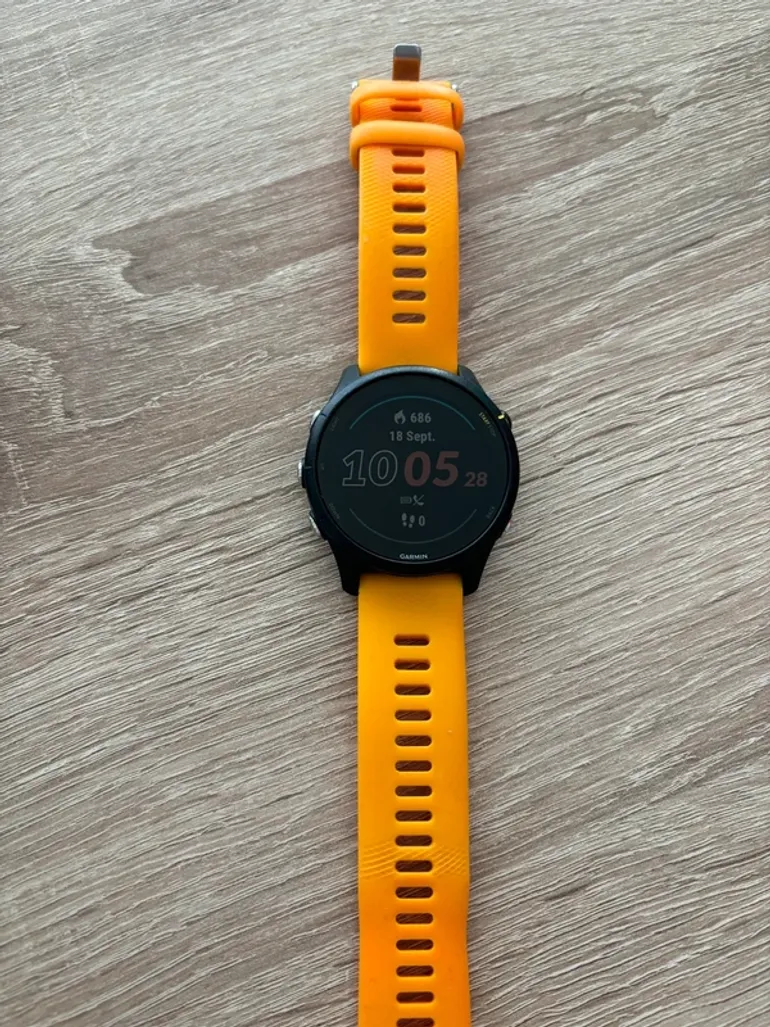Used Garmin Forerunner 255 Music bike — image 2 of 3