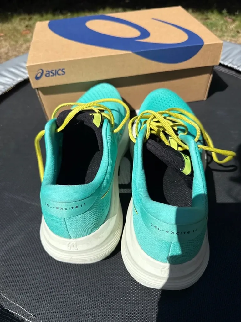 Used Asics Gel Excite 11 bike — image 5 of 6