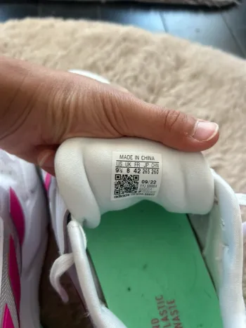 Used Adidas Chaussures pour courir bike — image 5 of 7