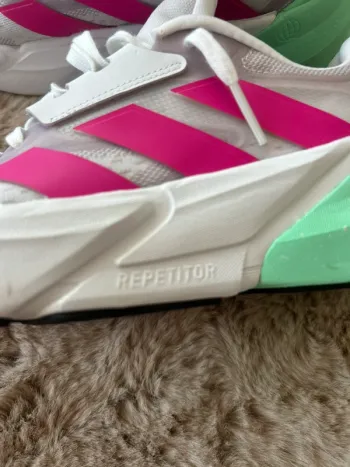Used Adidas Chaussures pour courir bike — image 7 of 7