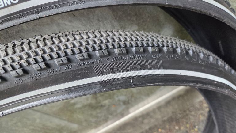 Used Schwalbe G-One Overland 2026 bike — image 4 of 4