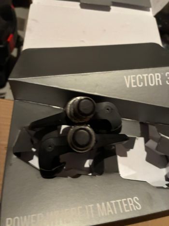 Used Garmin Vector 3 Dual-Sensing Power Meter 2024 bike — image 30 of 30
