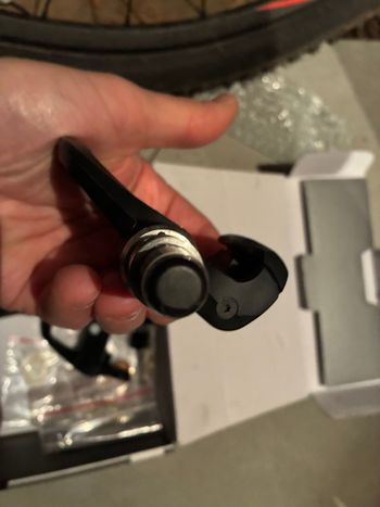 Used Garmin Vector 3 Dual-Sensing Power Meter 2024 bike — image 2 of 30