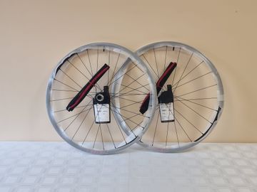 Brugt Stans Notubes Podium Carbon SRD 29" 15x110 and 12x148 Boost Shimano HG Wheels
