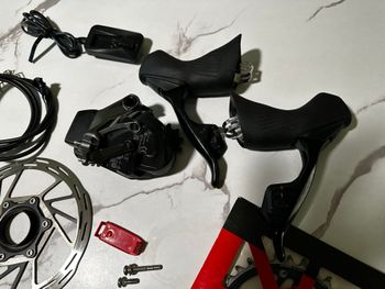 Used Sram Rival AXS 2025 bike — image 5 of 8