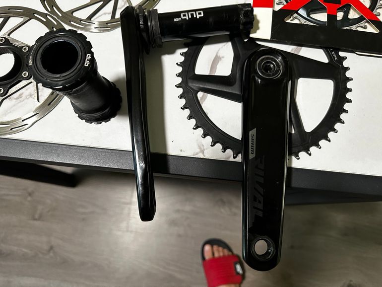 Used Sram Rival AXS 2025 bike — image 4 of 8