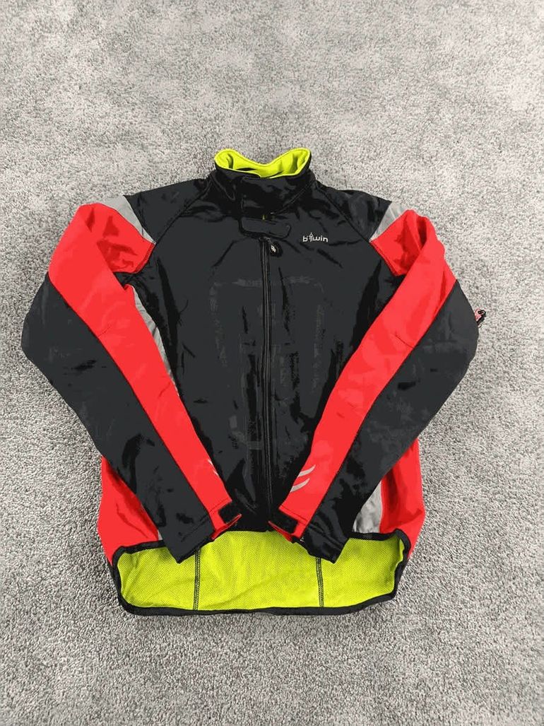 Used BTWIN Veste velo hiver homme taille S - 08 4547 bike — image 1 of 4