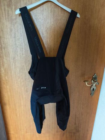 Used Van Rysel RCR-R Pro Rennradhose Herren kurz mit Trägern schwarz bike — image 3 of 6