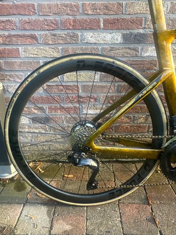 Used D-Force Race 38mm 2025 bike — image 2 of 4