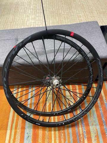 Used Fulcrum RACING ZERO DISK bike — image 2 of 4