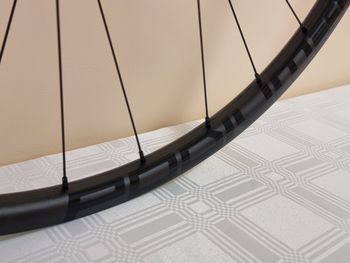 Used Stans Notubes Podium Carbon SRD 29" 15x100 and 12x142 Shimano HG Wheelset bike — image 7 of 9
