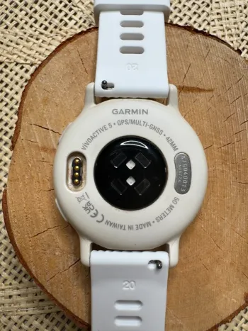 Used Garmin Vivoactive 5 bike — image 10 of 15