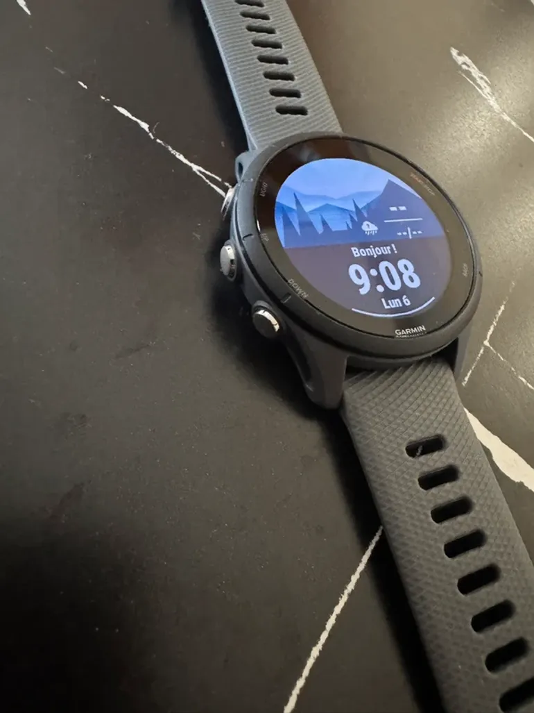 Used Garmin Forerunner 255 bike — image 3 of 3