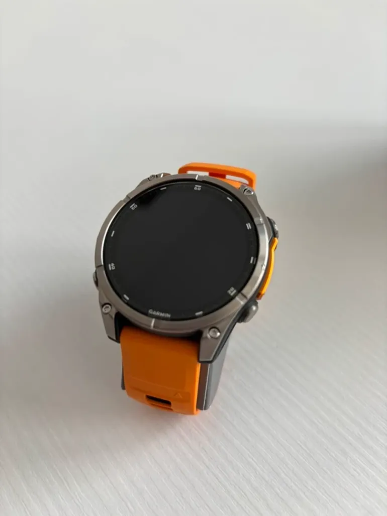 Used Garmin Fenix 8 Amoled Sapphire bike — image 2 of 3