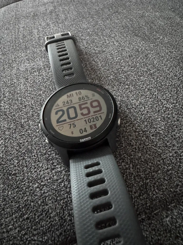 Used Garmin Forerunner 255 2025 bike — image 1 of 3