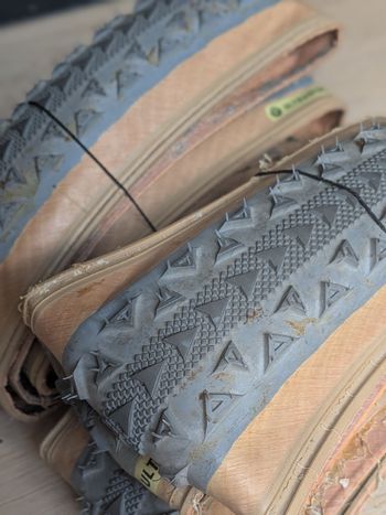 Used Ultradynamico ROSÉ Race Tire 2022 bike — image 2 of 2