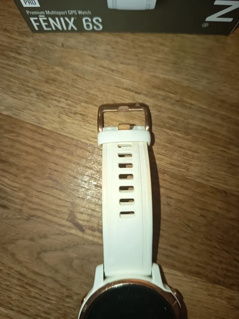Used Garmin Fenix 6S Pro bike — image 9 of 11