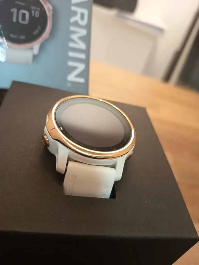 Used Garmin Fenix 6S Pro bike — image 4 of 11