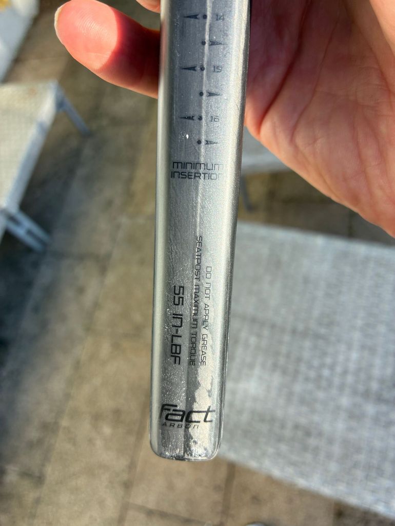 Used Specialized S-Works Tarmac SL7 FACT Carbon Seatpost 20mm Offset 2021 bike — image 3 of 6