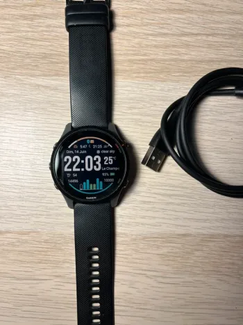 Used Garmin Forerunner 255 bike