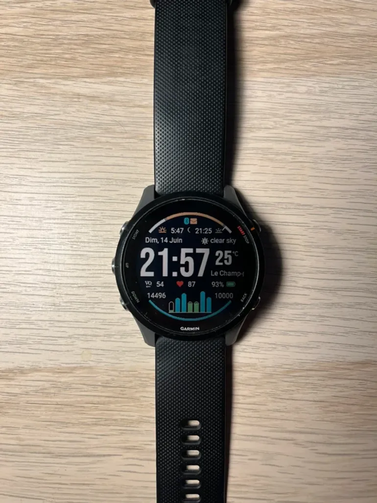 Used Garmin Forerunner 255 bike — image 4 of 4