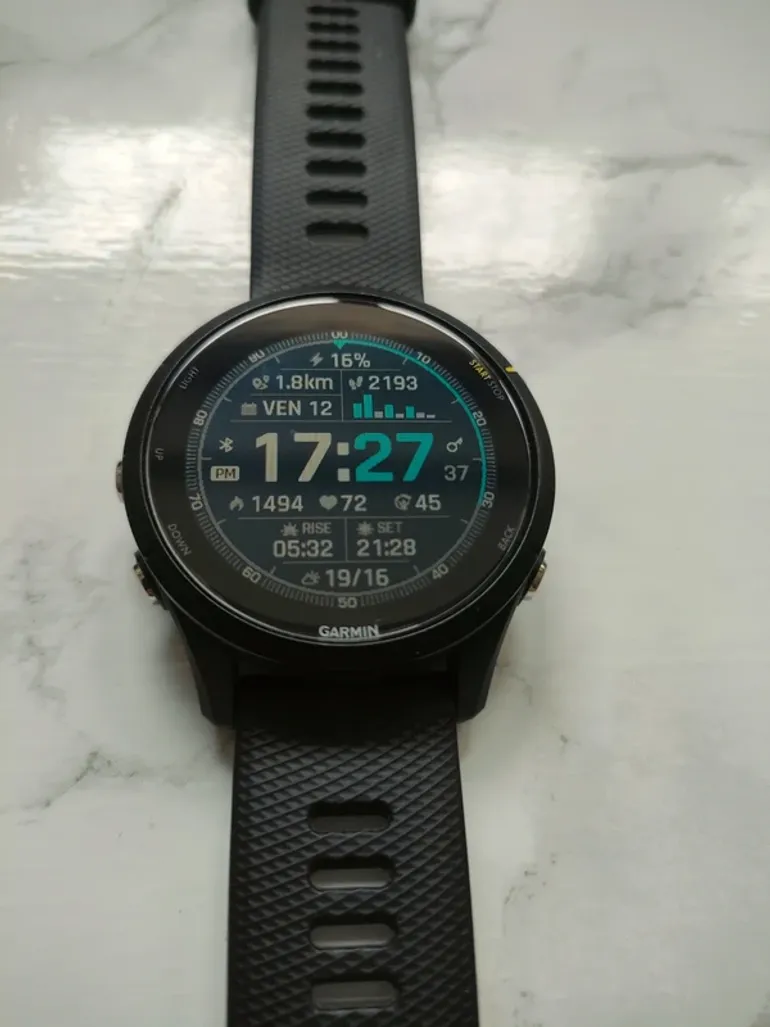 Used Garmin Forerunner 255 Music bike — image 3 of 7
