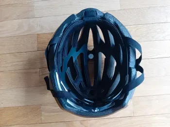 Used Bell Stratus MIPS Helmet bike — image 2 of 5