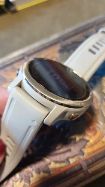 Used Garmin Fenix 6S Pro Solar bike — image 4 of 6