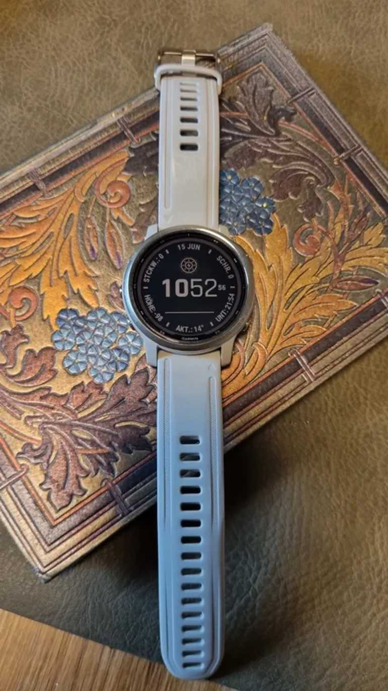 Used Garmin Fenix 6S Pro Solar bike — image 2 of 6