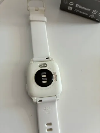 Used Garmin Venu SQ bike — image 6 of 9