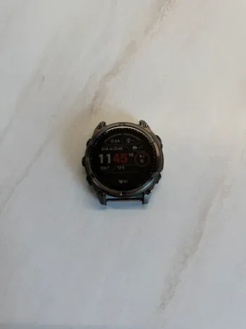 Used Garmin fenix 8 solar bike — image 5 of 5