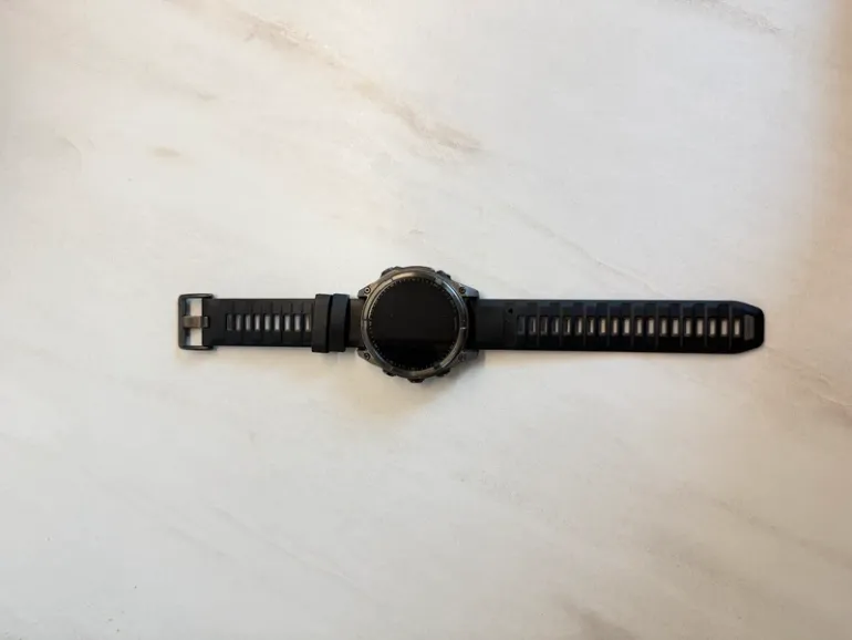 Used Garmin fenix 8 solar bike — image 4 of 5