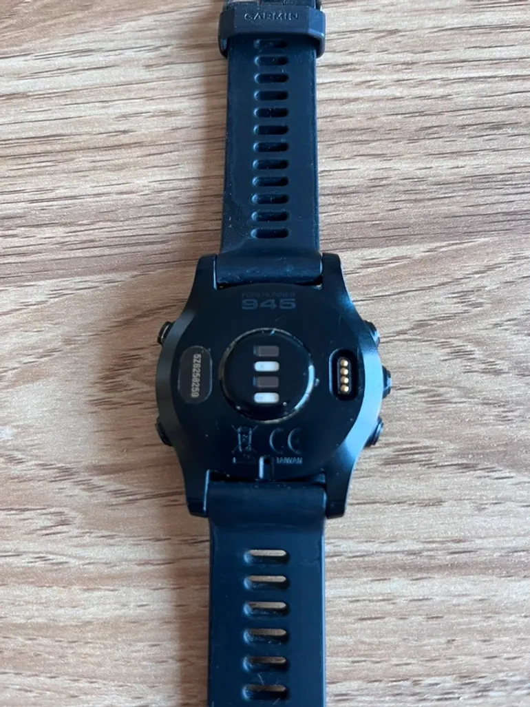 Used Garmin Forerunner 945 bike — image 2 of 4