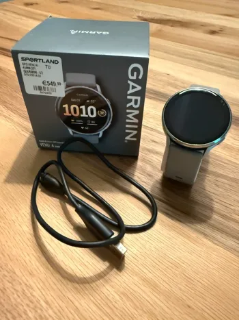 Used Garmin Venu 4 bike