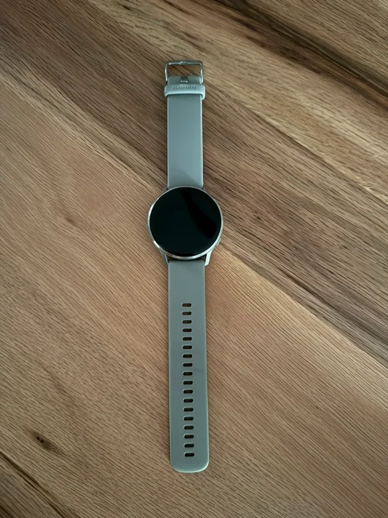 Used Garmin Venu 4 bike — image 7 of 7