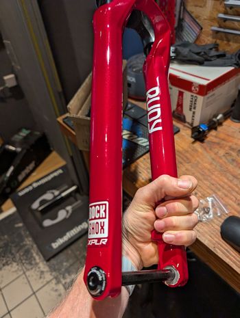 Used Rock Shox Rudy XPLR 30mm 51mm offset 2025 bike — image 2 of 4