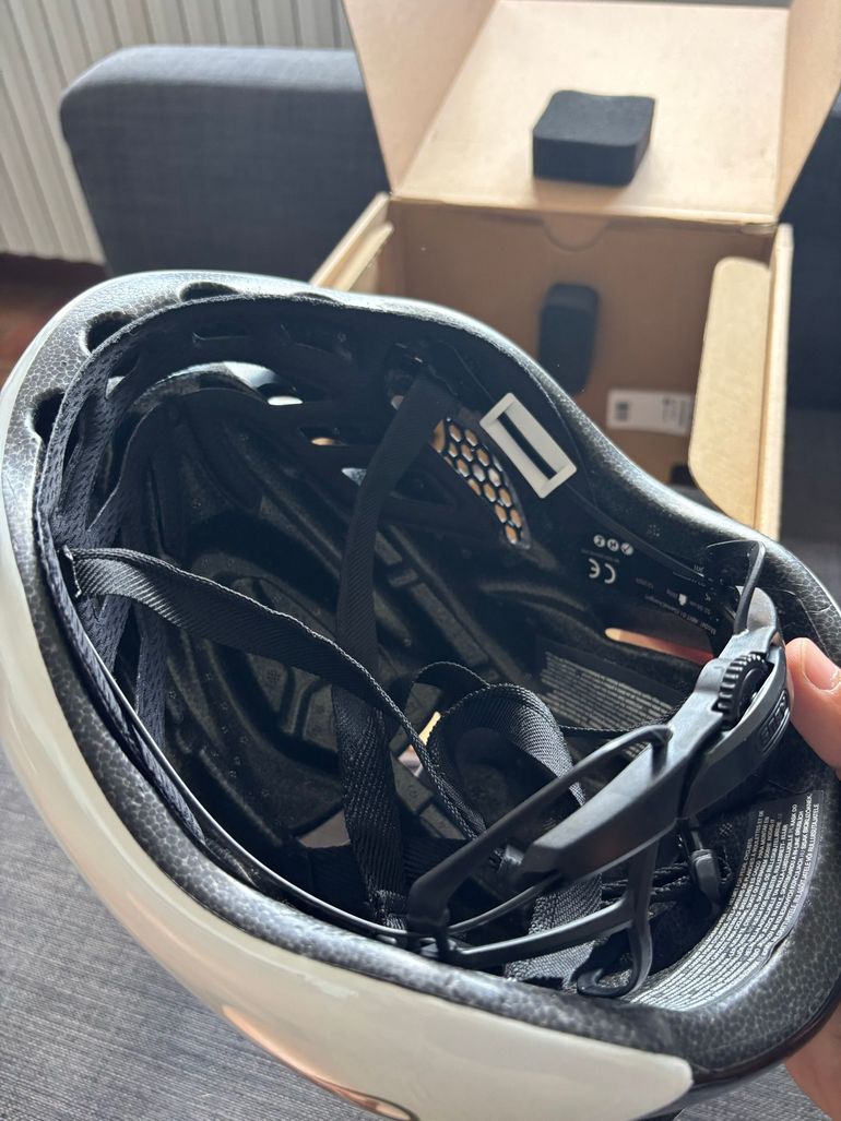 Used ABUS GameChanger Helmet 2026 bike — image 5 of 6