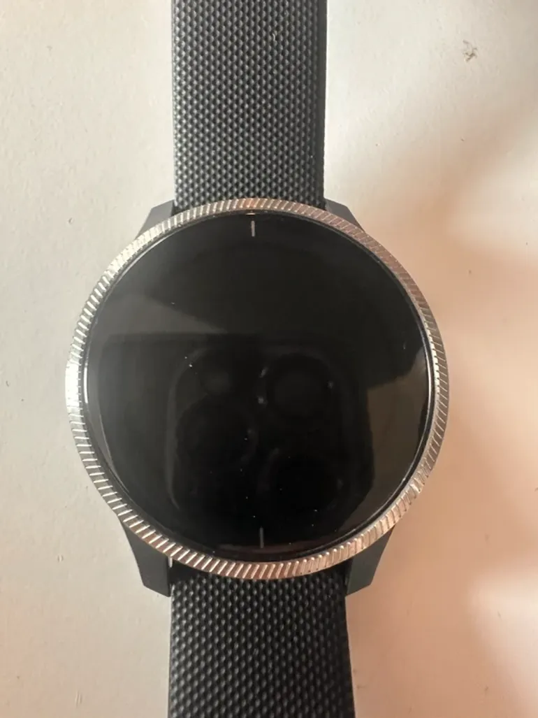 Used Garmin Venu 2 bike — image 3 of 4