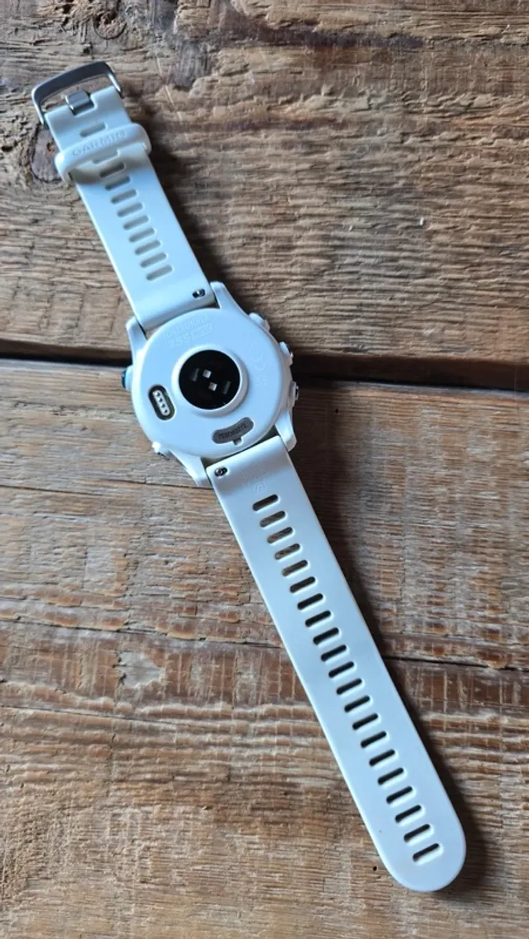 Used Garmin Forerunner 255 Music bike — image 3 of 8