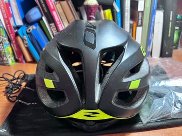 Tweedehands Gist Primo Helmet bike — afbeelding 3 van 4